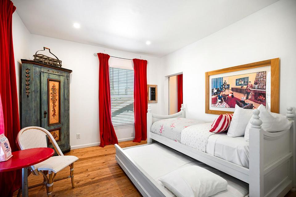 Metro Hotel Petaluma Eksteriør billede